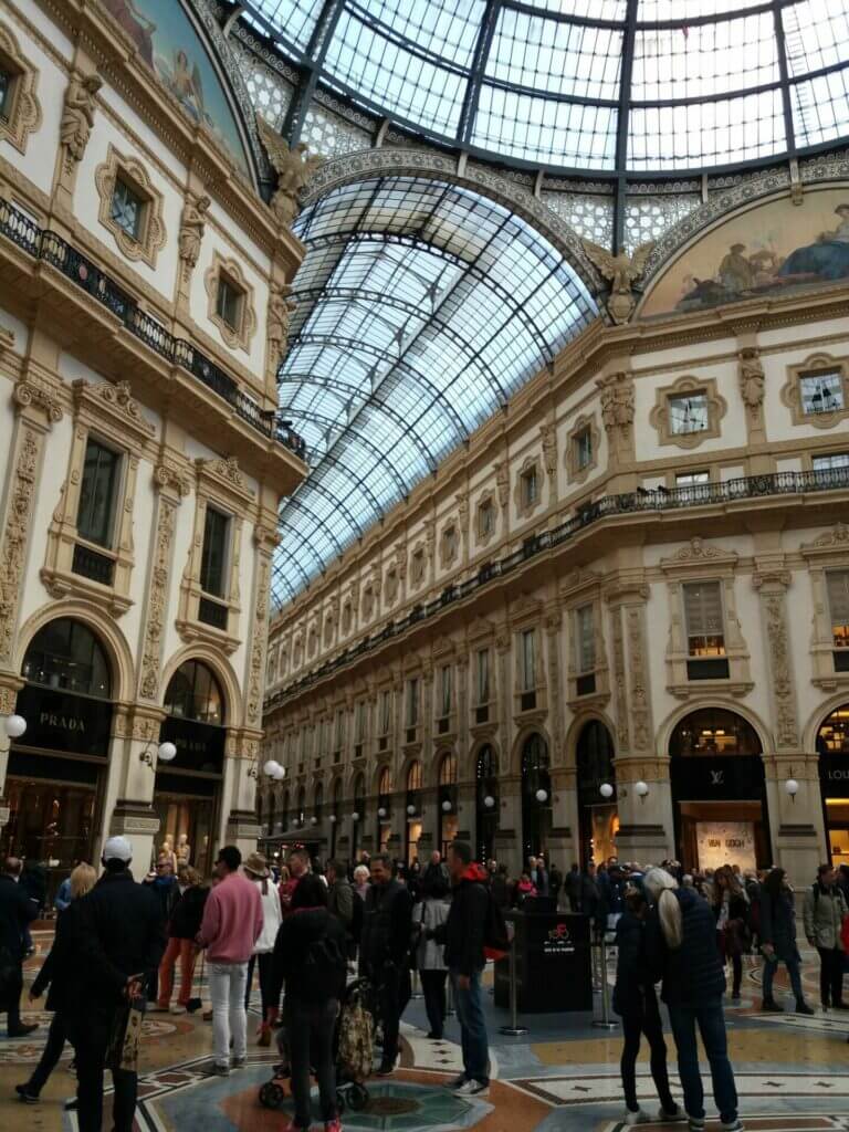 Galleria Vittorio Emanuelle einer der Geschäftsarme