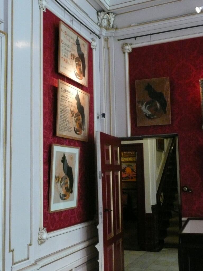 eleganter Raum im Katzenmuseum