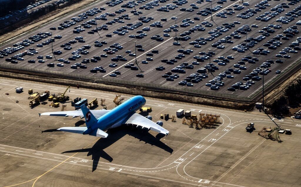 Flugsuchportale Landeplatz Flughafen KLM Flieger