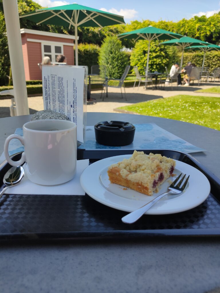 Kaffee und Kuchen im KLostercafe