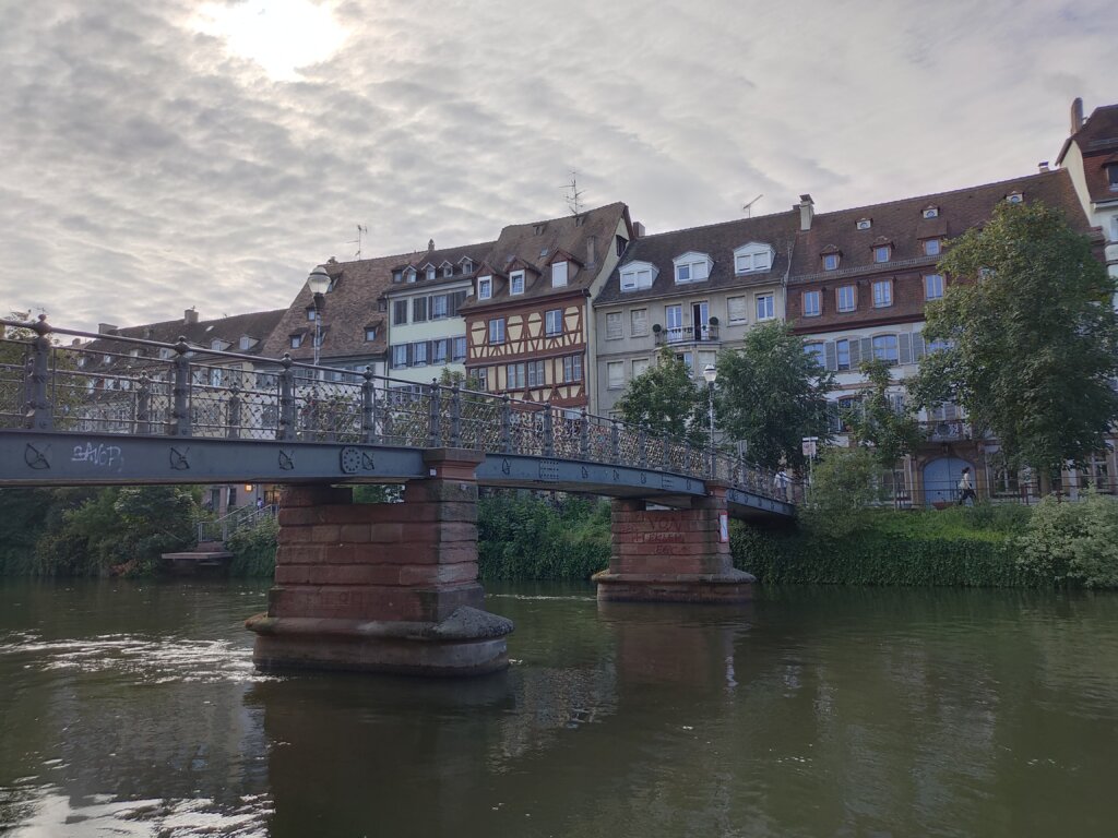 Brücke über die  Ill in Krutenau